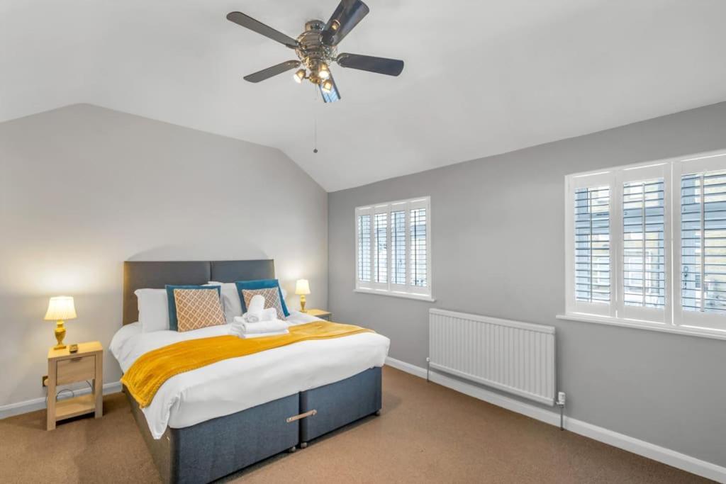Two Bedroom Private Cottage With Private Parking Just By The Sea Herne Bay Exterior photo